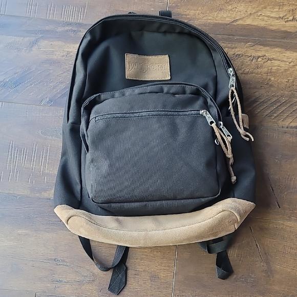 Jans - Picture 1 of 7